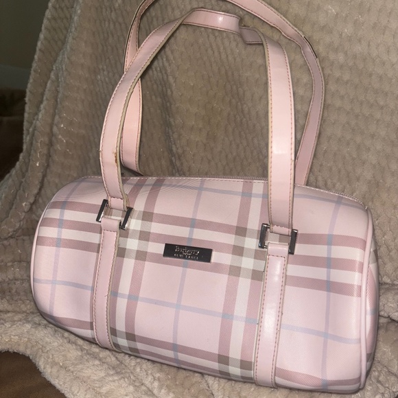 Authentic Vintage Pink Burberry Barrel Bag 👛 💗 - Picture 1 of 1